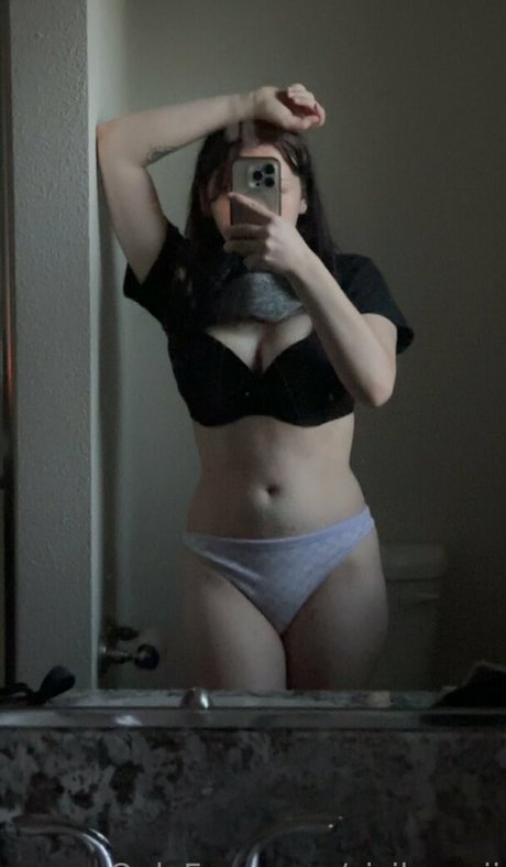 フィットネスコーチオンリーファンズ ホット裸 ギャラリー