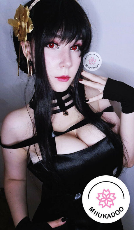 日本の熟女オンリーファンズ ヌード 写真