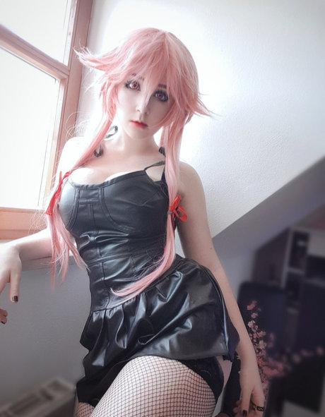 ストリップショー オンリーファンズ えろ 写真