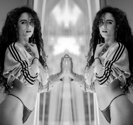 Camila Marana 完璧なモデル 写真