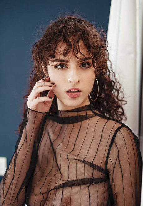 Camila Marana 独占ポルノスター ギャラリー