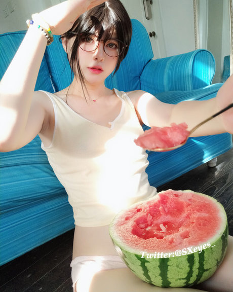 asmrマッサージオンリーファンズ ポルノグラフィック 写真