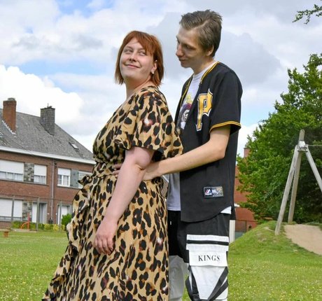 Bustyolive ポルノスター エロティック アーカイブ