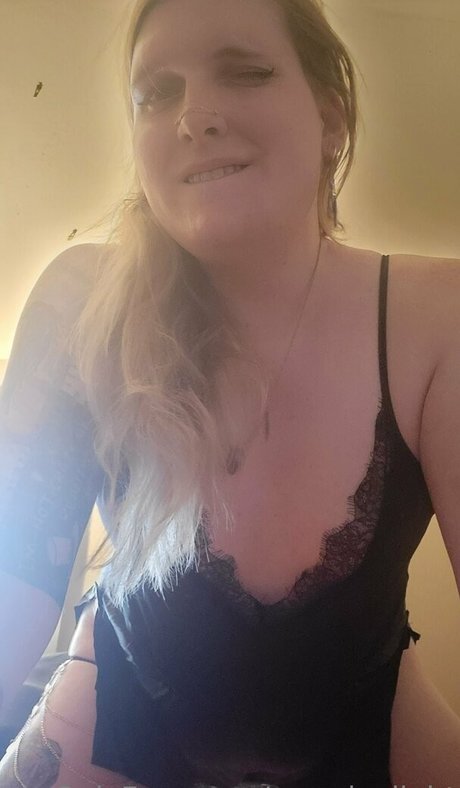 noradaylight エロティックなスター 写真