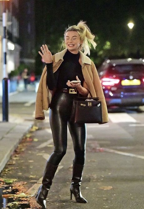 Georgia Toffolo セクシーモデル 写真