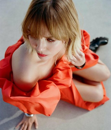 金髪のホットな妻オンリーファンズ パーフェクト 写真