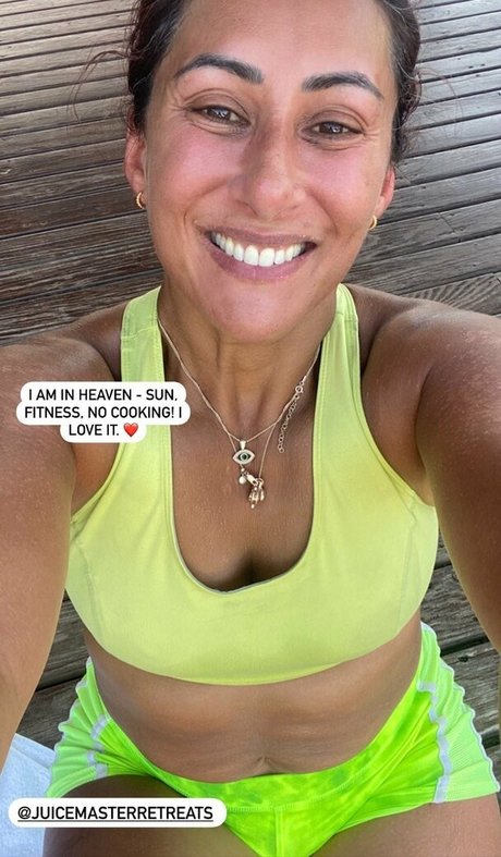 Saira Khan HDスター 写真