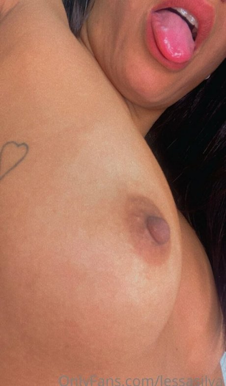 Alessa Silva 裸のモデル ギャラリー