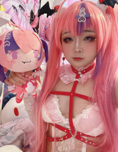 Donutskii ヌードのポルノスター 写真