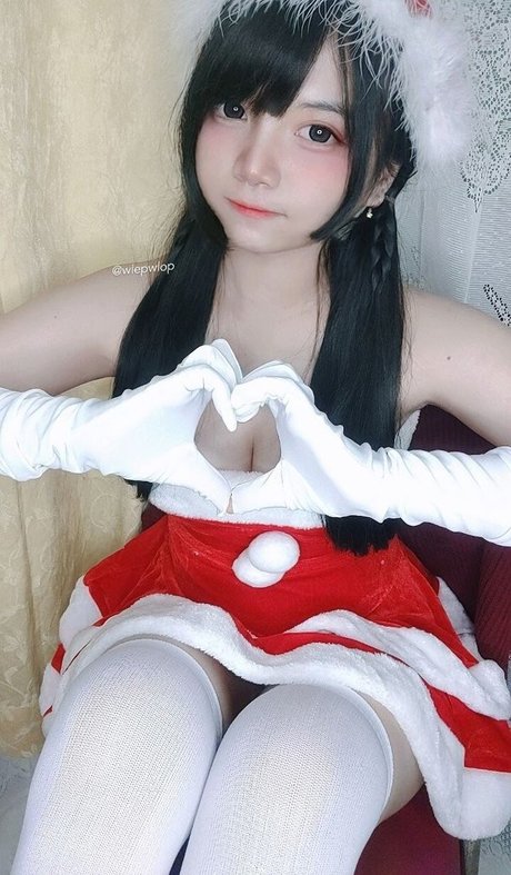 ミラーセルフィーオンリーファンズ エロチック 写真