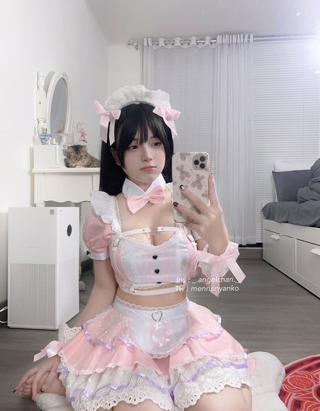 パンツを食い込ませるオンリーファンズ HD 写真