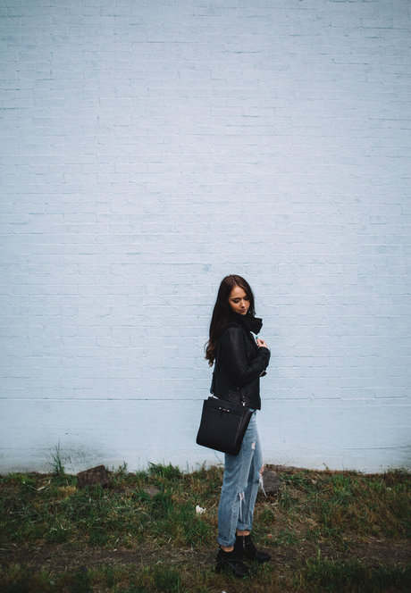 Holls8 ポルノスター 独占 写真