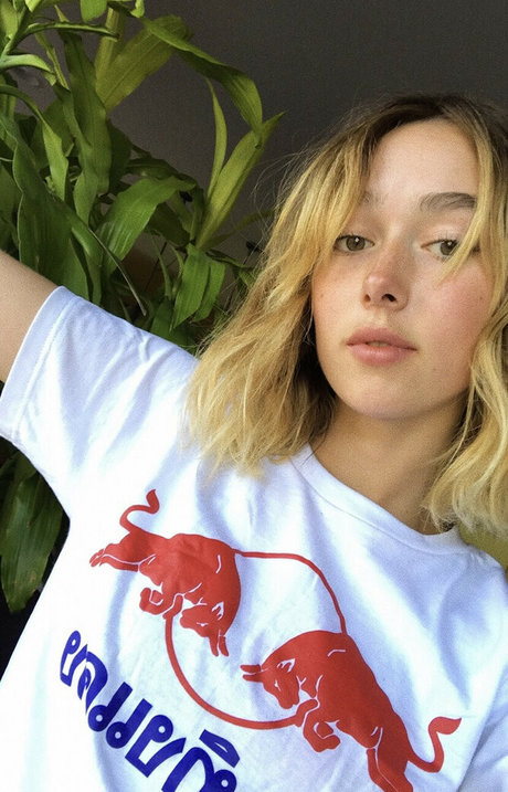 Holls8 アート女優 写真