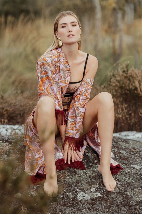 ティーンウェブカメラオンリーファンズ セクシーヌード 画像