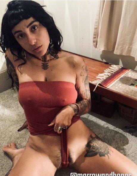 ニューハーフオンリーファン 裸 写真