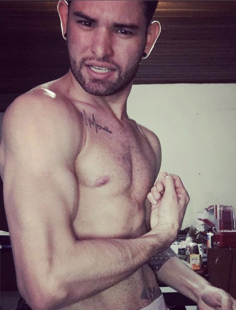 Leonardo Rocha ポルノスター セックス 画像