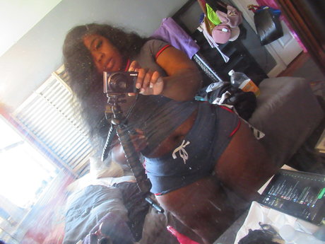 Leira Foxx ポルノモデル 写真