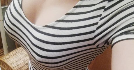 L aObristovitch ポルノスター 写真