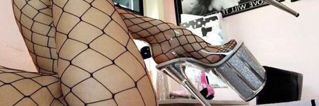 巨乳オナニーオンリーファンズ ポルノグラフィック ギャラリー