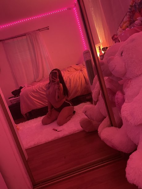 Lynds 高品質女優 写真