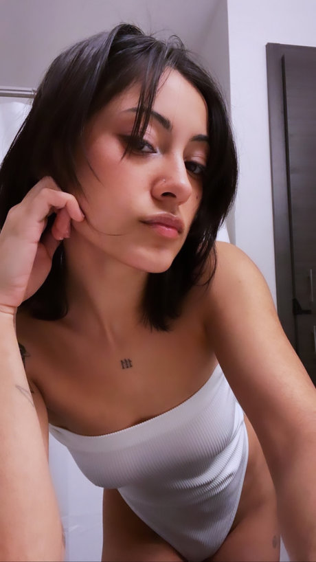 u23560687 セックスモデル 写真