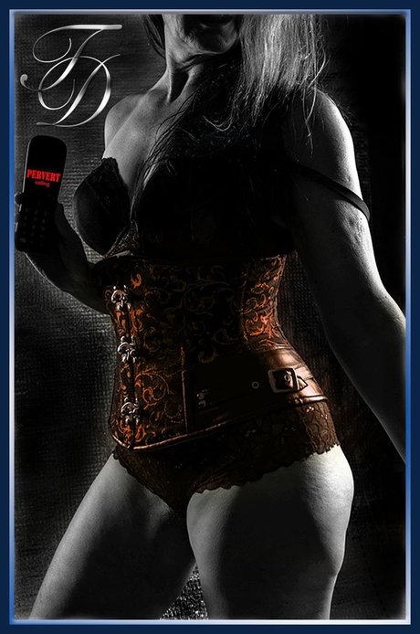 Louise Payn Fitness Domme 素敵なポルノスター 写真