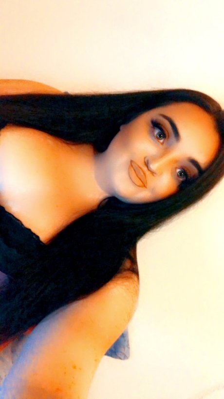 Lollie mariee かわいいポルノスター 写真