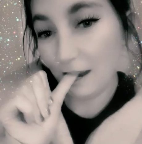 Maddie Sample 高品質モデル ギャラリー