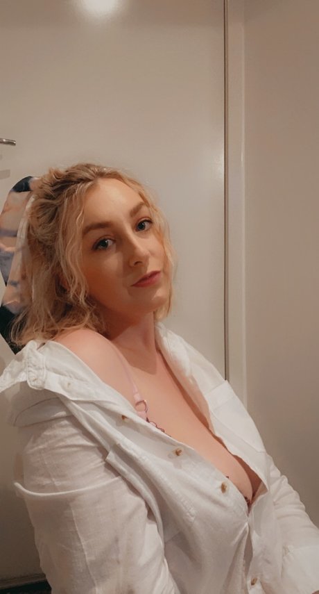 Mackenzie k ポルノモデル ギャラリー