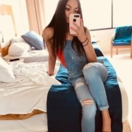 u32812307 HDスター ギャラリー