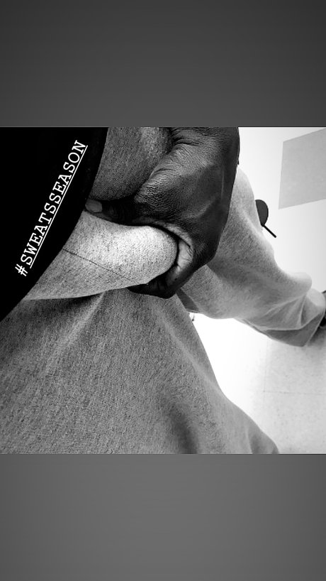 BlaQmamba1800 ポルノスター ヌード 画像