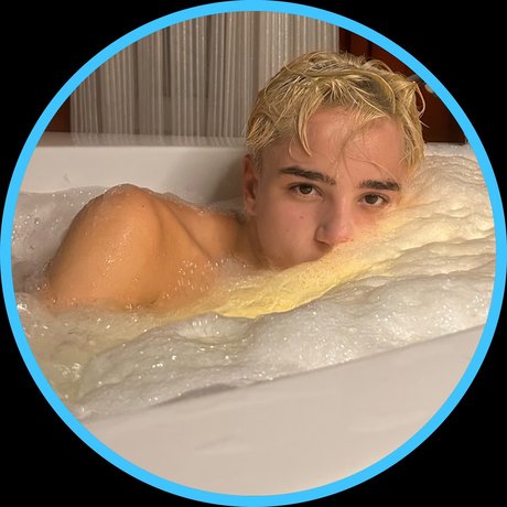 LuiskapXXX ポルノスター 可愛い 写真