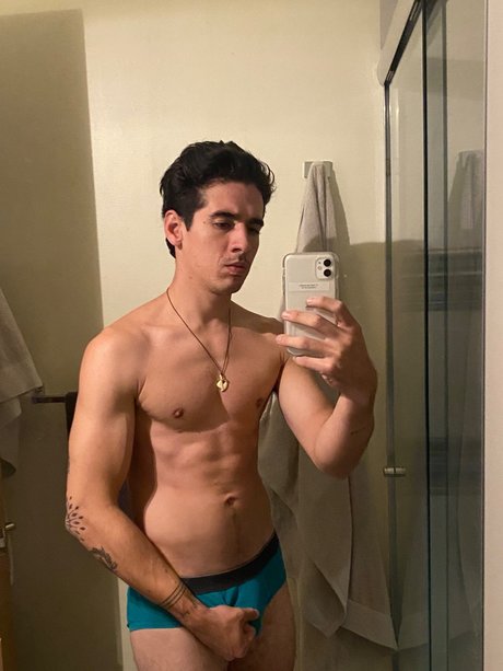 Mariano wejebe ヌードモデル 画像