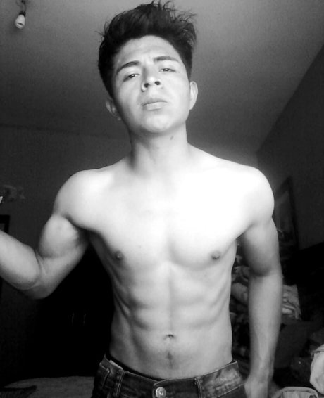 Mahum ヌードモデル 写真