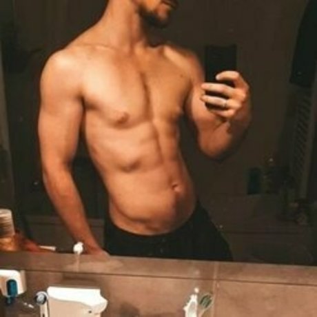 max butt8 アダルトモデル 写真