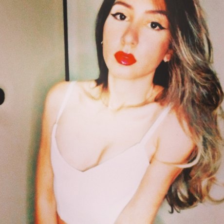 D Martins ポルノスター ヌード 写真