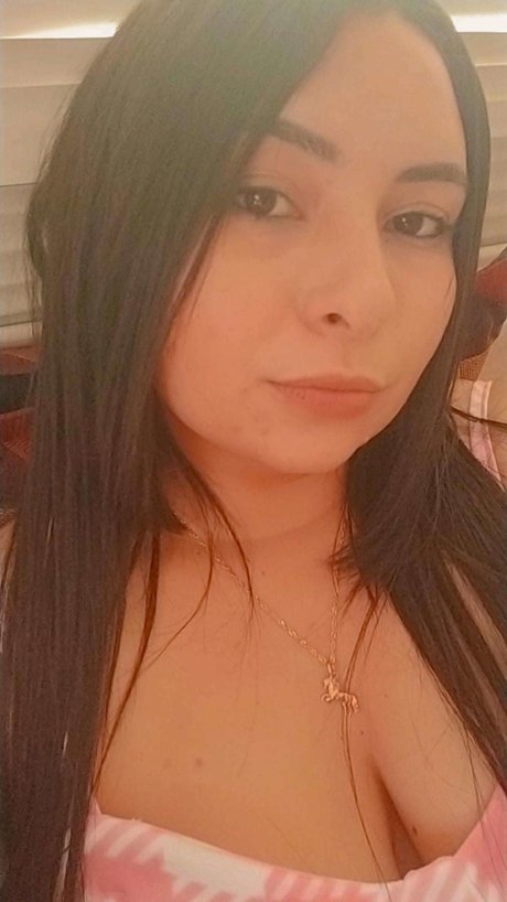 Milla Brum_ ポルノスター 写真