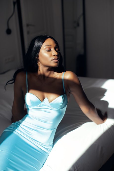 Daryle トップ女優 画像