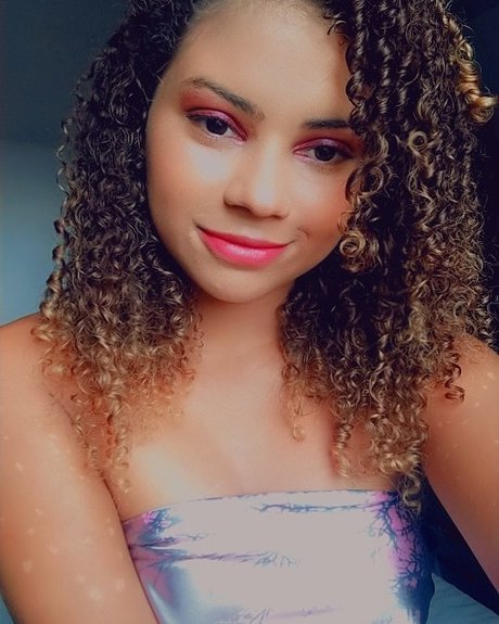 Mika Oliveira ポルノスター 可愛い 写真