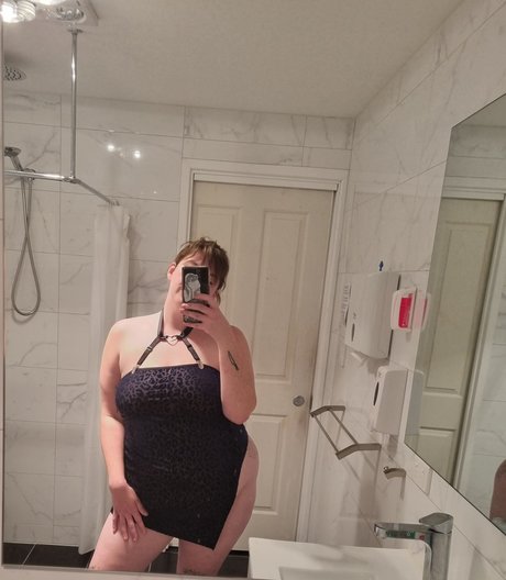 Mickey Beebop NO PPV セクシーモデル アーカイブ