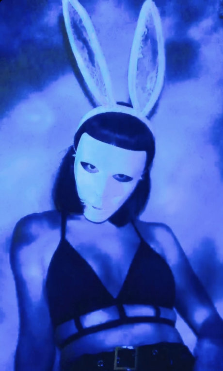 The Thing in the Closet かわいいモデル 写真