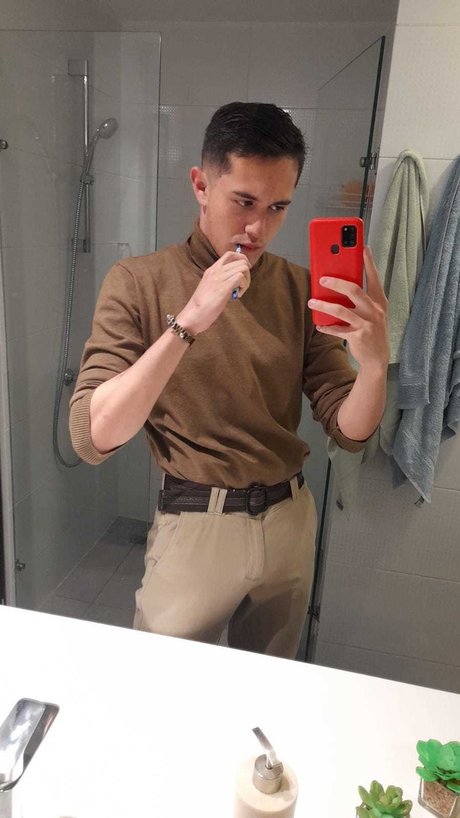 Miguel Maya エロティックなモデル 写真