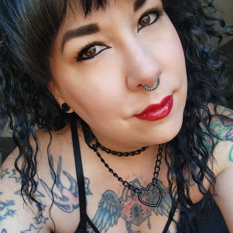 Miss Remi ポルノスター エロティック 写真