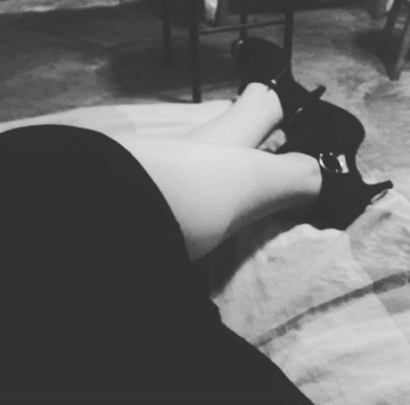 Naida Kaia セックス女優 写真