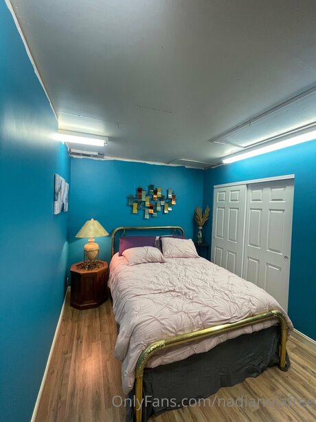 Nadia Noja ポルノスター アダルト 写真