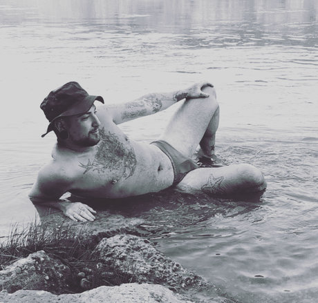 Myles West アートモデル 画像