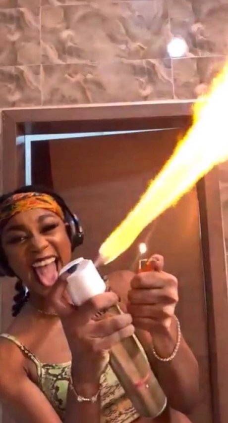 Catherine Chisela ポルノスター 素敵 画像