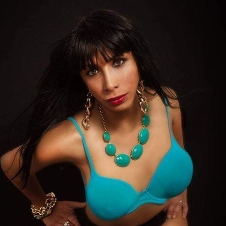 Deva ポルノスター HD 写真