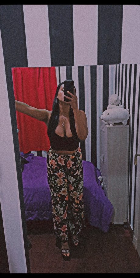 スムーズなオンリーファンズ 無料裸 画像