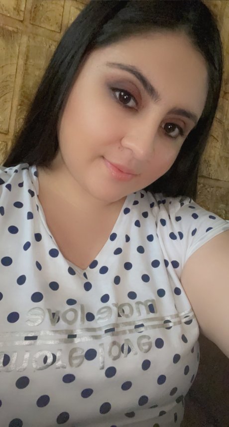 Nayesska 美しいモデル 画像